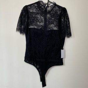 ASTR The Label - Lacie Bustier Short Sleeve Lace Bodysuit